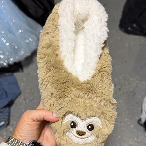 Snoozies slippers BNWT